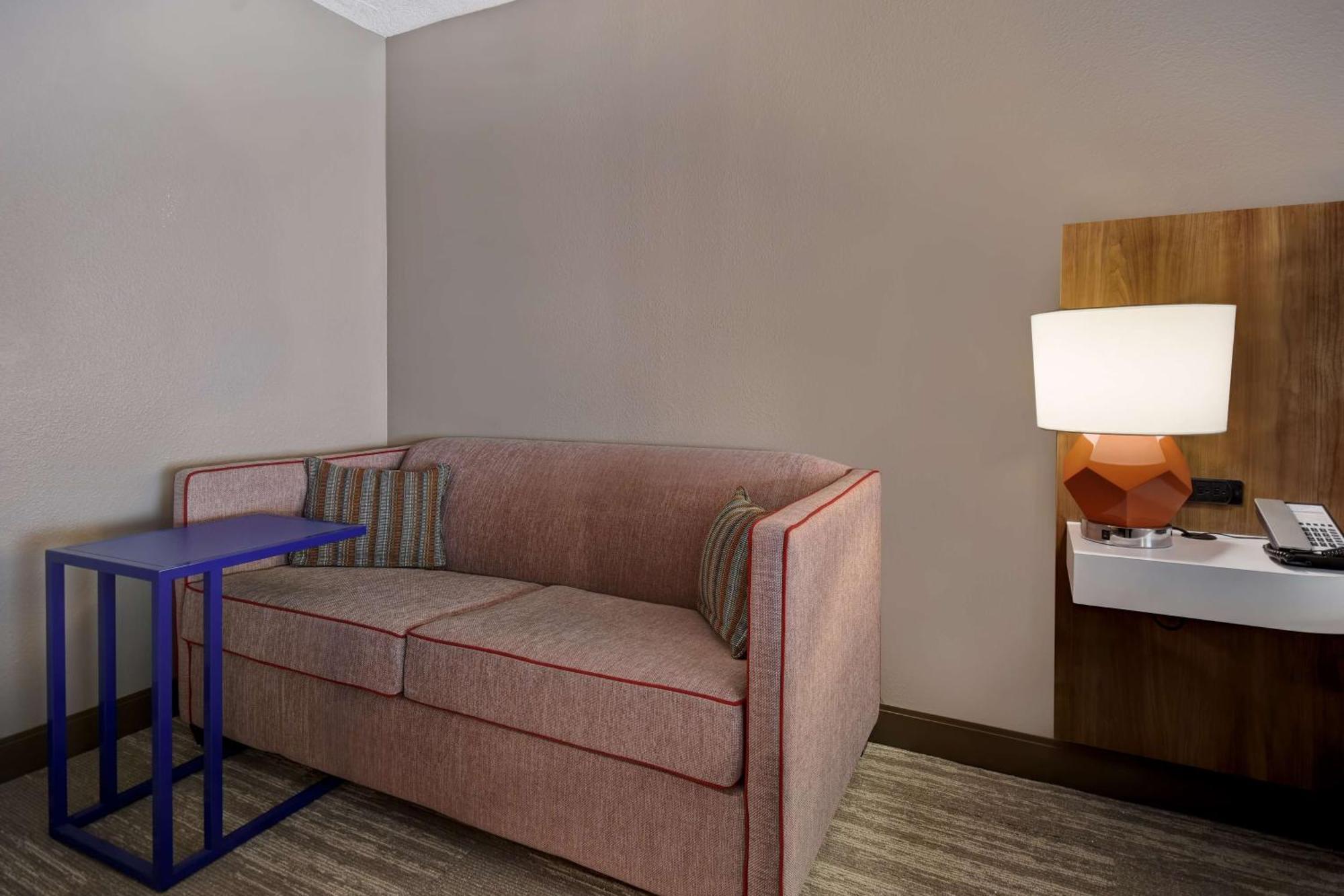 Hampton Birmingham-colonnade 280 Hotel 3*